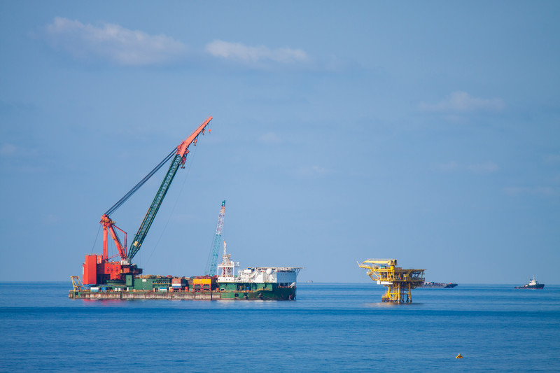Oilfield work barge